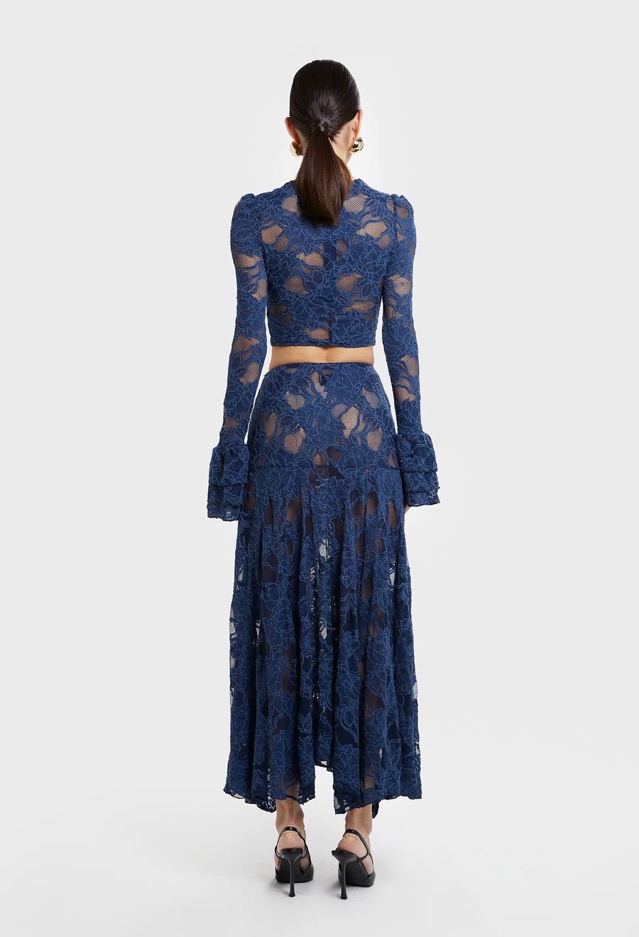 SAPPHIRE RENE LACE CROP TOP